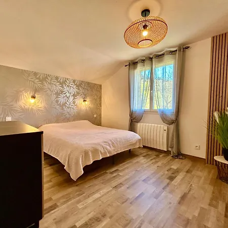 Type 4 Apartment *